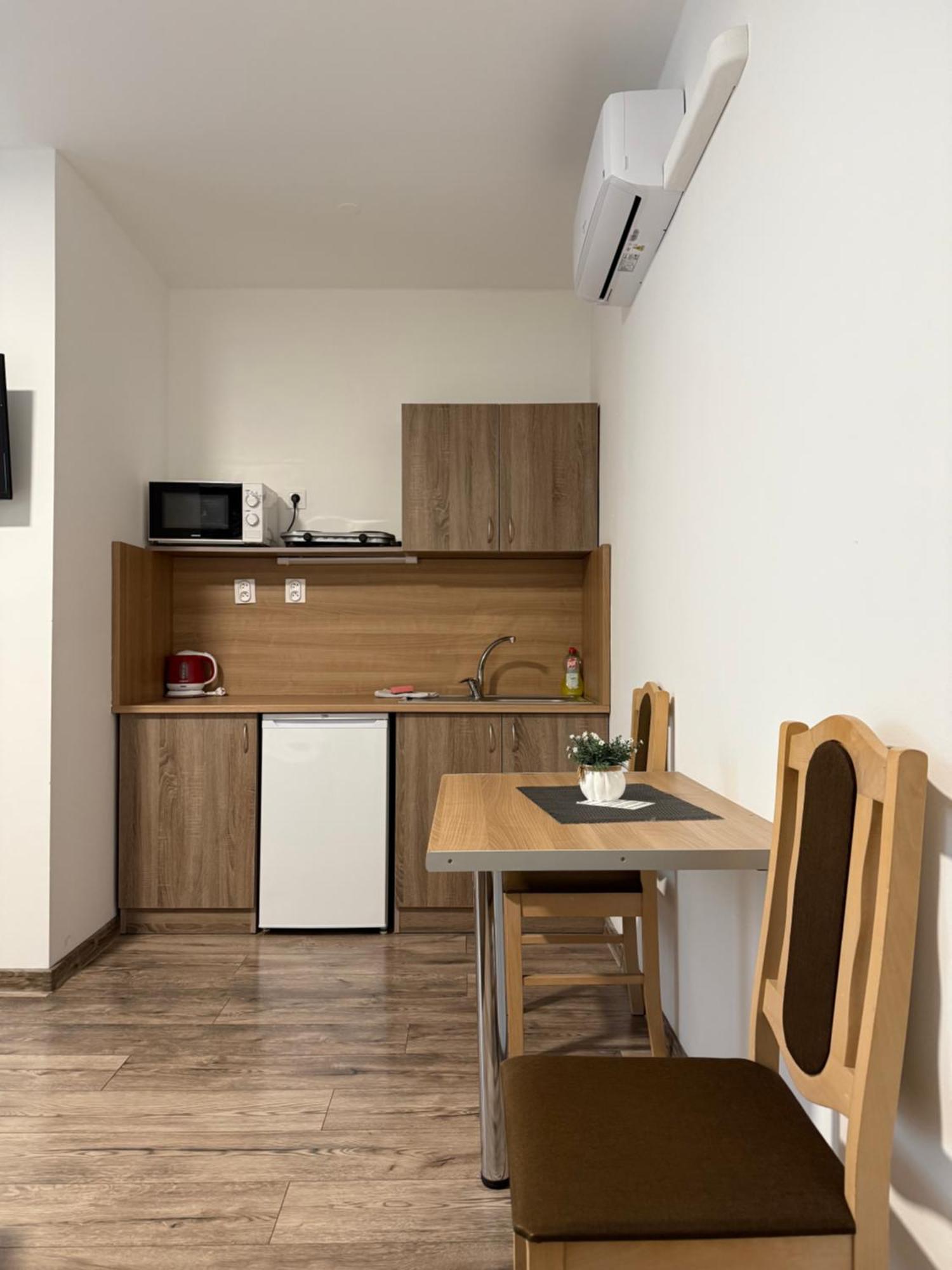 Apartman Tereza Velky Meder Luaran gambar